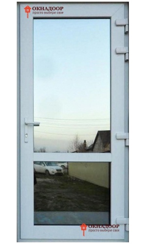 Входная ПВХ дверь «Стандарт Фулпакет» — теплая пластиковая дверь с двухкамерным стеклопакетом.